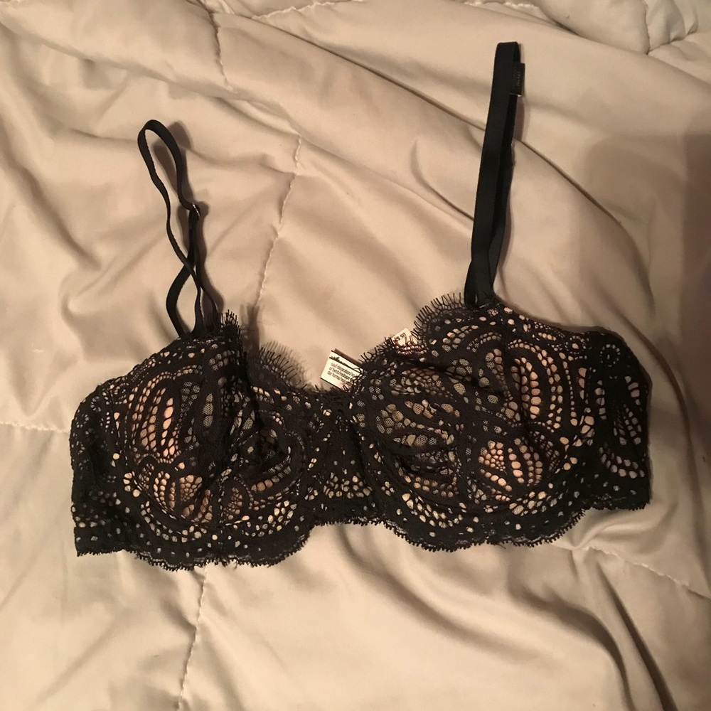 VS Bra